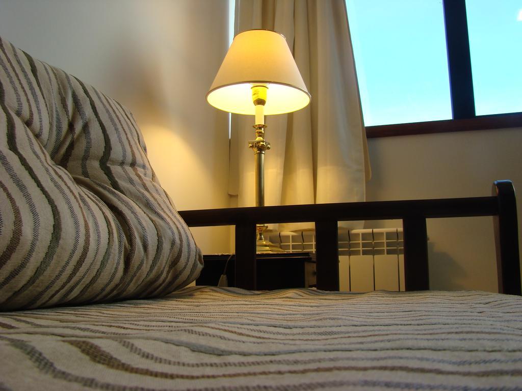 Apartamentos Cardinal Bariloche Oda fotoğraf